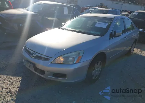 2007 Honda Accord 2.4 Lx из США, поврежденный, VIN 1HGCM56417A157972